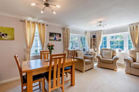8647775-interior18-800.jpg