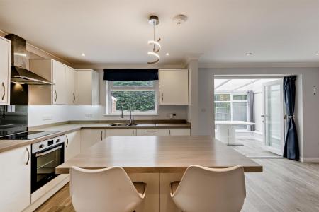 8648972-interior06-800.jpg
