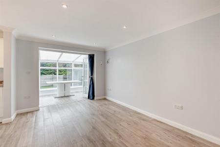 8648972-interior03-800.jpg