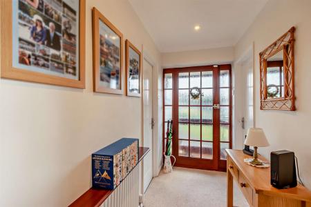 8646246-interior03-800.jpg