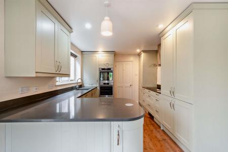 8547559-interior18-800.jpg