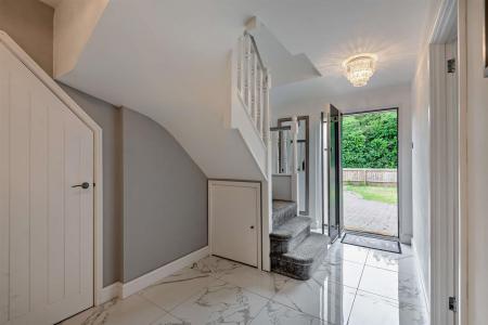 8651563-interior16-800.jpg
