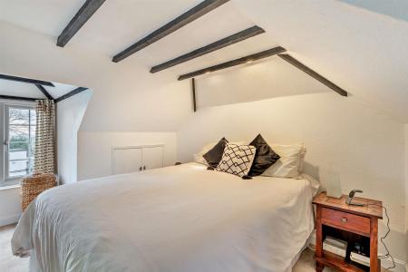 8632848-interior04-800.jpg