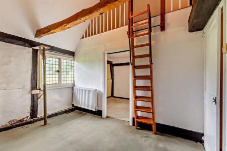 8650801-interior16-800.jpg