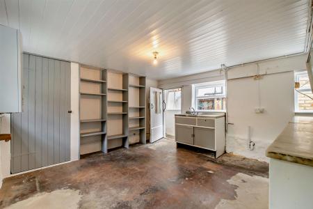 8650801-interior01-800.jpg