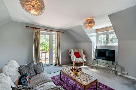 8653483-interior36-800.jpg