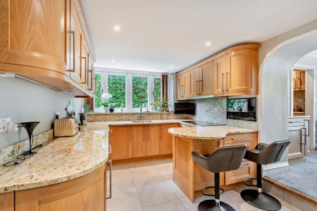 8653483-interior02-800.jpg