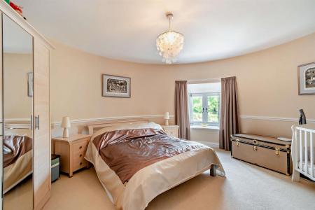 8653483-interior26-800.jpg