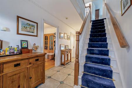 8658307-interior06-800.jpg