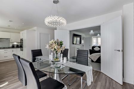 8658088-interior07-800.jpg