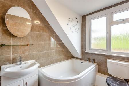 8524467-interior12.jpg