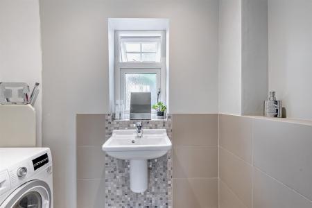8660505-interior05-800.jpg