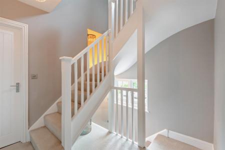 8660505-interior15-800.jpg