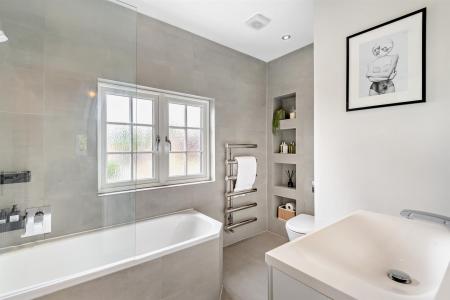 8660505-interior07-800.jpg