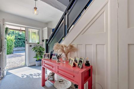 8661131-interior11-800.jpg