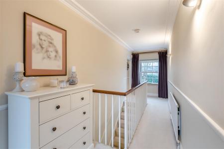 8636185-interior24.jpg