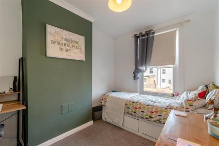 8640030-interior14.jpg