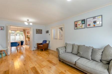8637336-interior07.jpg
