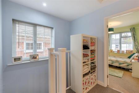 8637336-interior21.jpg