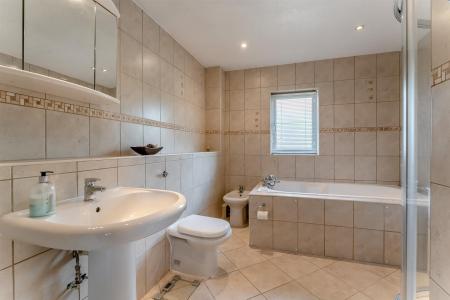 8644419-interior12.jpg