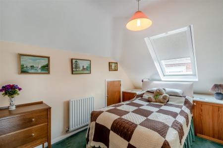 8644140-interior14.jpg
