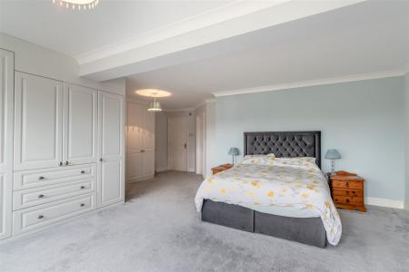 8644726-interior20.jpg
