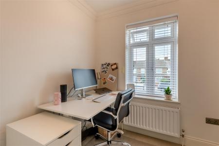 8645053-interior16.jpg