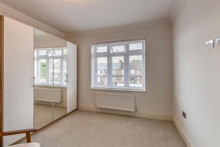 8645053-interior25.jpg
