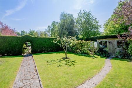 8646162-exterior18.jpg
