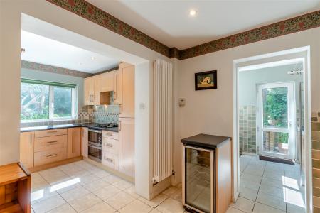 8645664-interior10.jpg