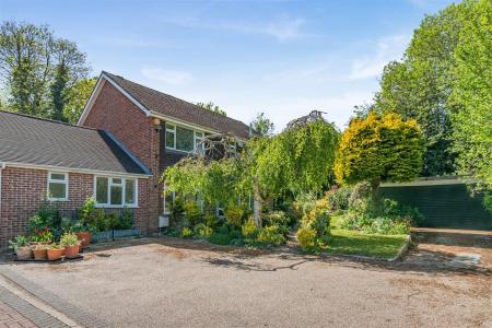 8645664-exterior02.jpg