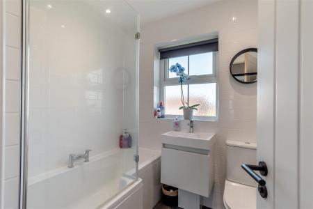 8645055-interior18.jpg
