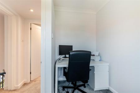 8645055-interior16.jpg