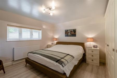8646194-interior18.jpg