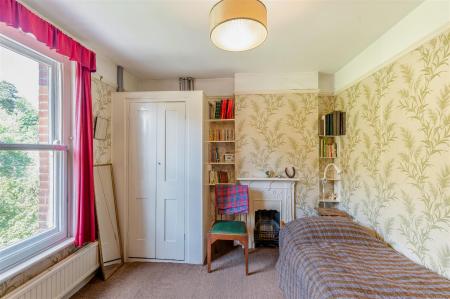 8648319-interior12.jpg