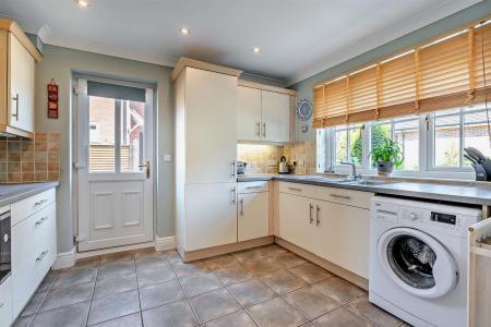 8647715-interior06-800.jpg