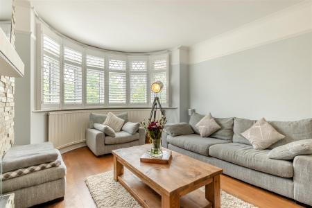 8649737-interior14.jpg