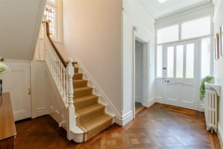 8649172-interior04.jpg