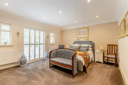 8650538-interior14.jpg