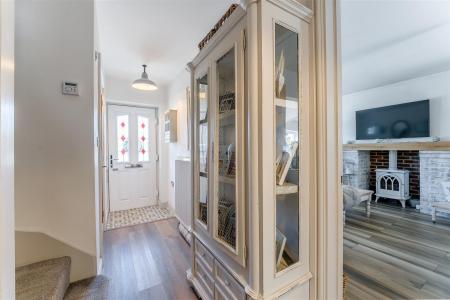8650932-interior12.jpg