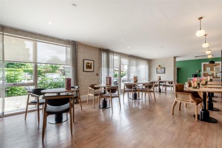 8650995-interior07.jpg