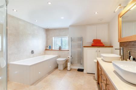 8653506-interior13.jpg