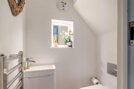 8653942-interior15.jpg