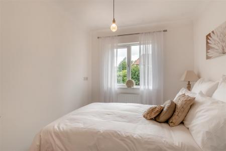 8653942-interior26.jpg