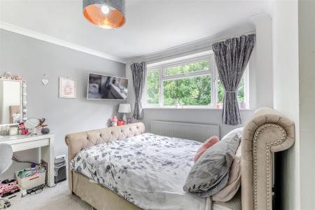 8651747-interior21.jpg