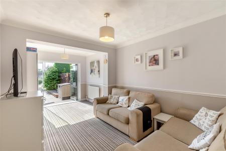 8654421-interior09.jpg