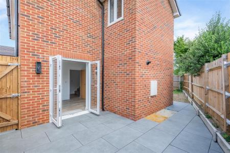8655834-exterior01.jpg