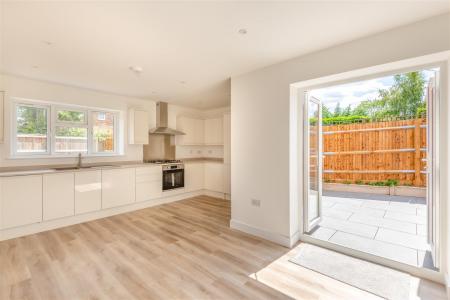 8655834-interior08.jpg