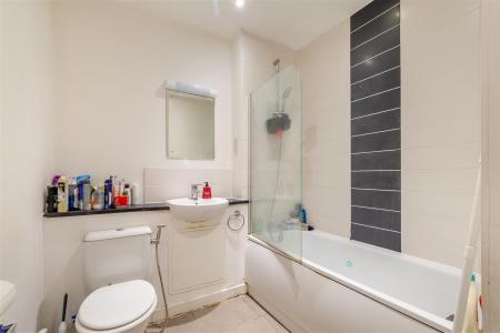 8654691-interior01.jpg