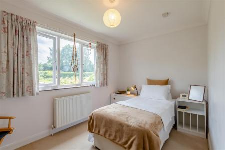 8654583-interior07.jpg